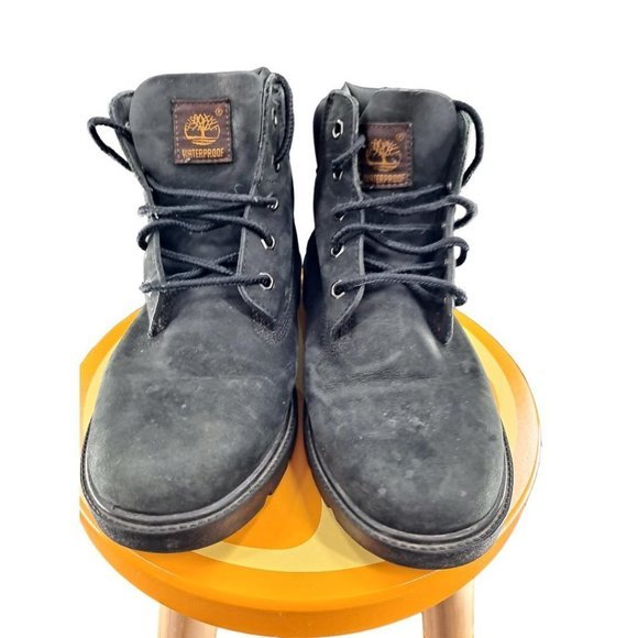 Timberland Boys Size 5.5 High Top‎ - Picture 1 of 3